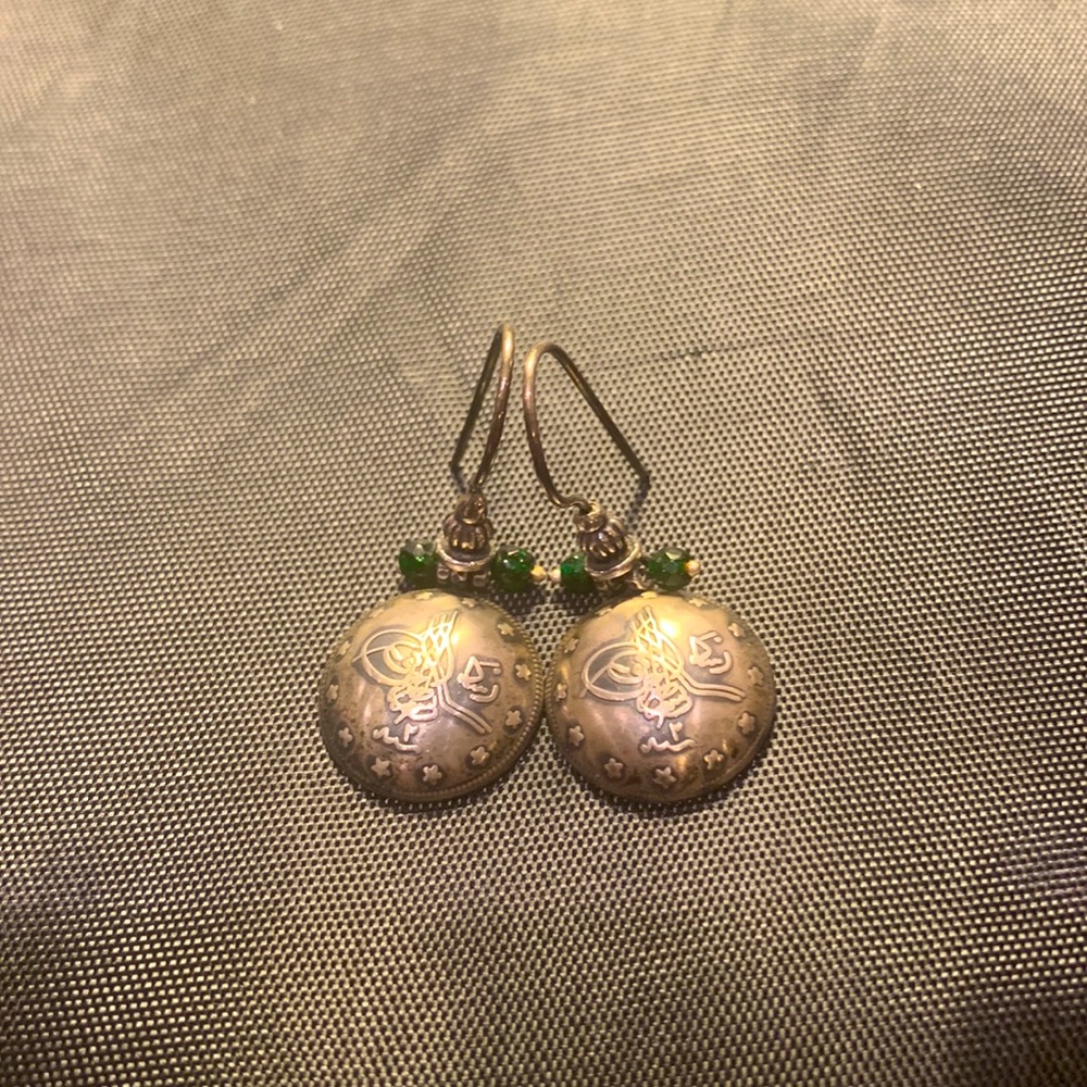 Beautiful vintage oriental silver earrings